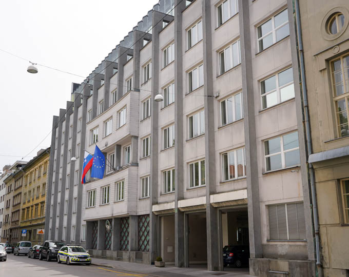 Slika institucije:  Urad Vlade Republike Slovenije za komuniciranje