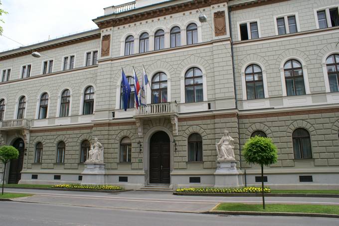 Slika institucije:  Urad predsednika Republike Slovenije
